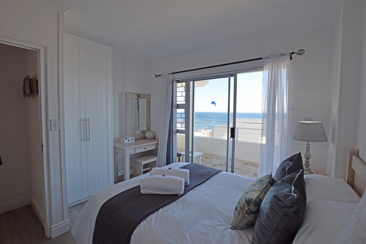 Apartment Dolphin House Hermanus Esterno foto